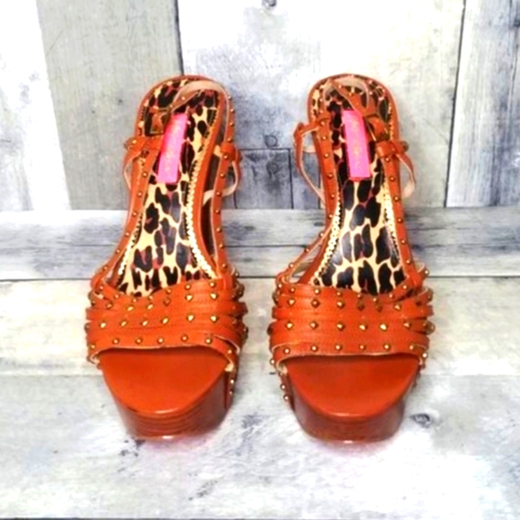 SOLD ✨️Betsey Johnson Strappy Studded Stacked High Heel Platform Shoes Excellent - Picture 2 of 10